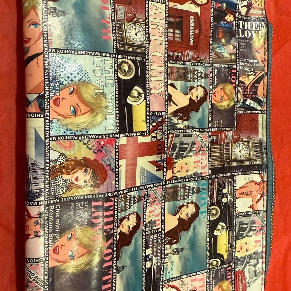 Brentano Comic Print Bag Wristlet Purse Black 12x7 NEW - Picture 3 of 14
